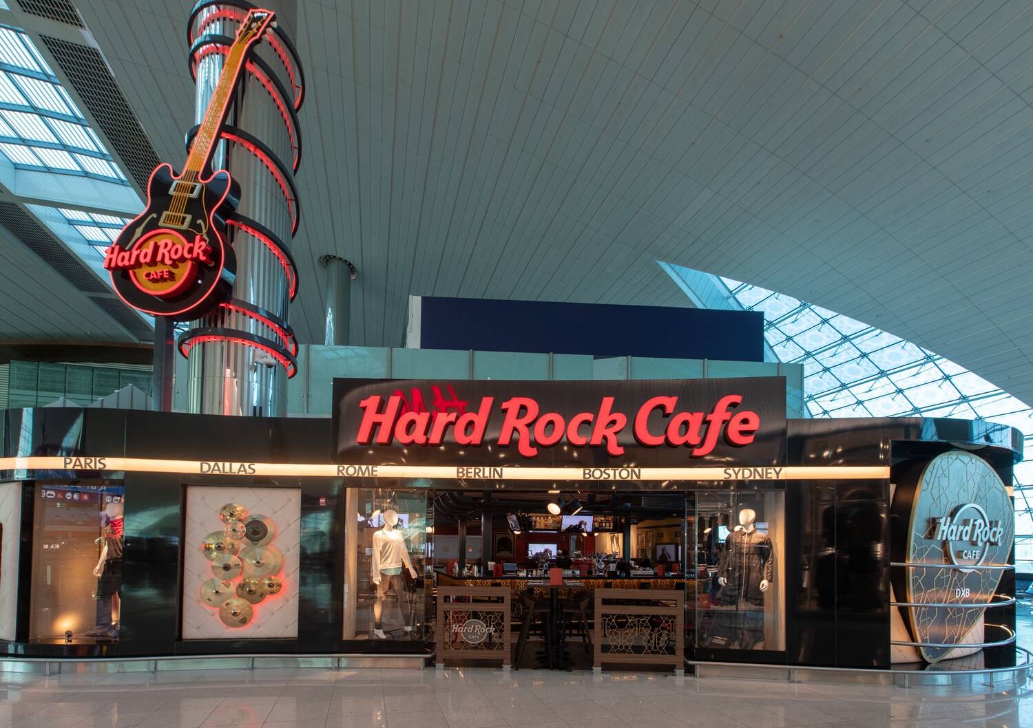 hardrock-cafe-dubai12018-11-17-05-54-15