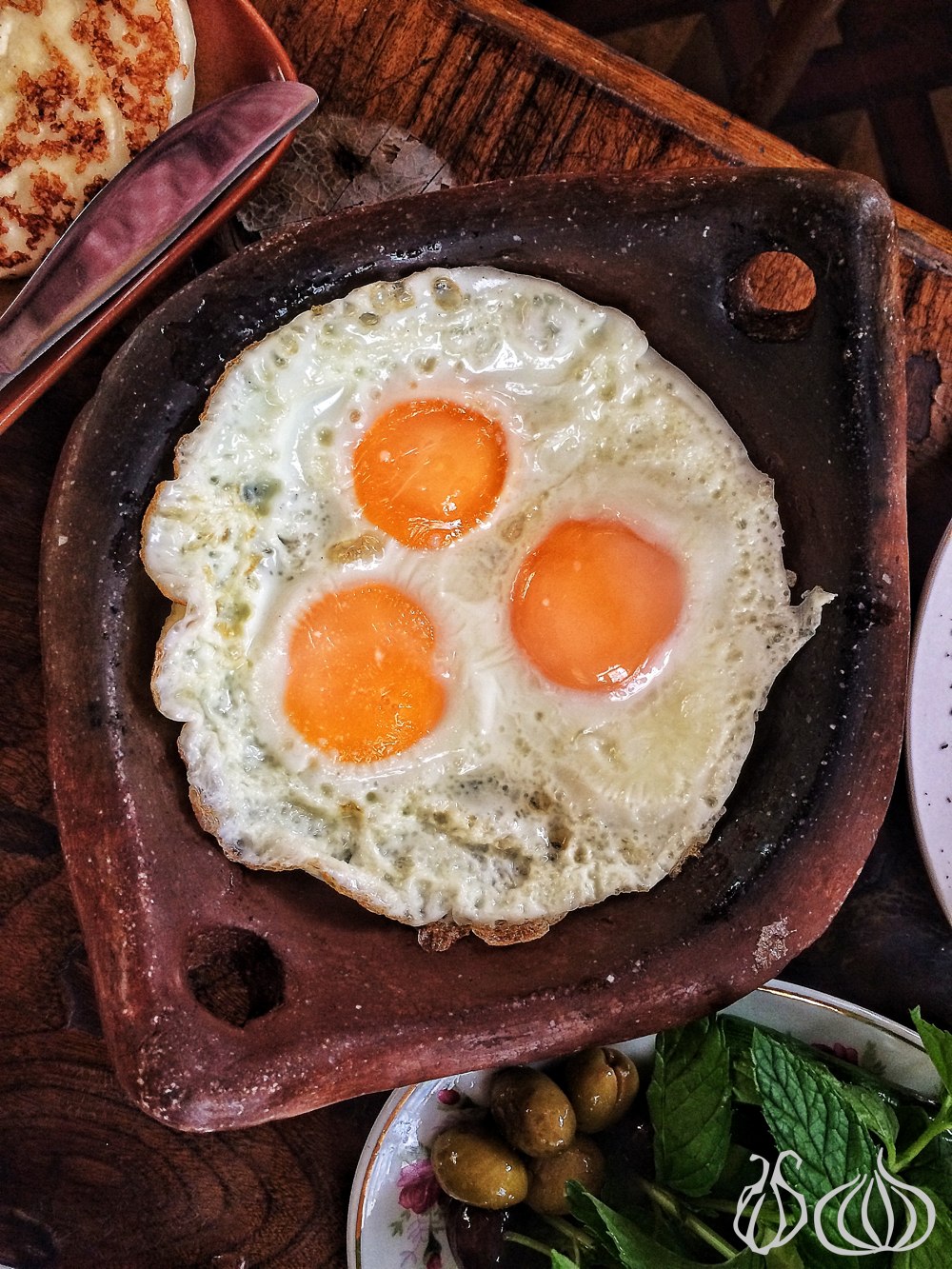 al-falamanki-restaurant-special-breakfast-labneh-cheese-eggs372014-09-15-09-28-26