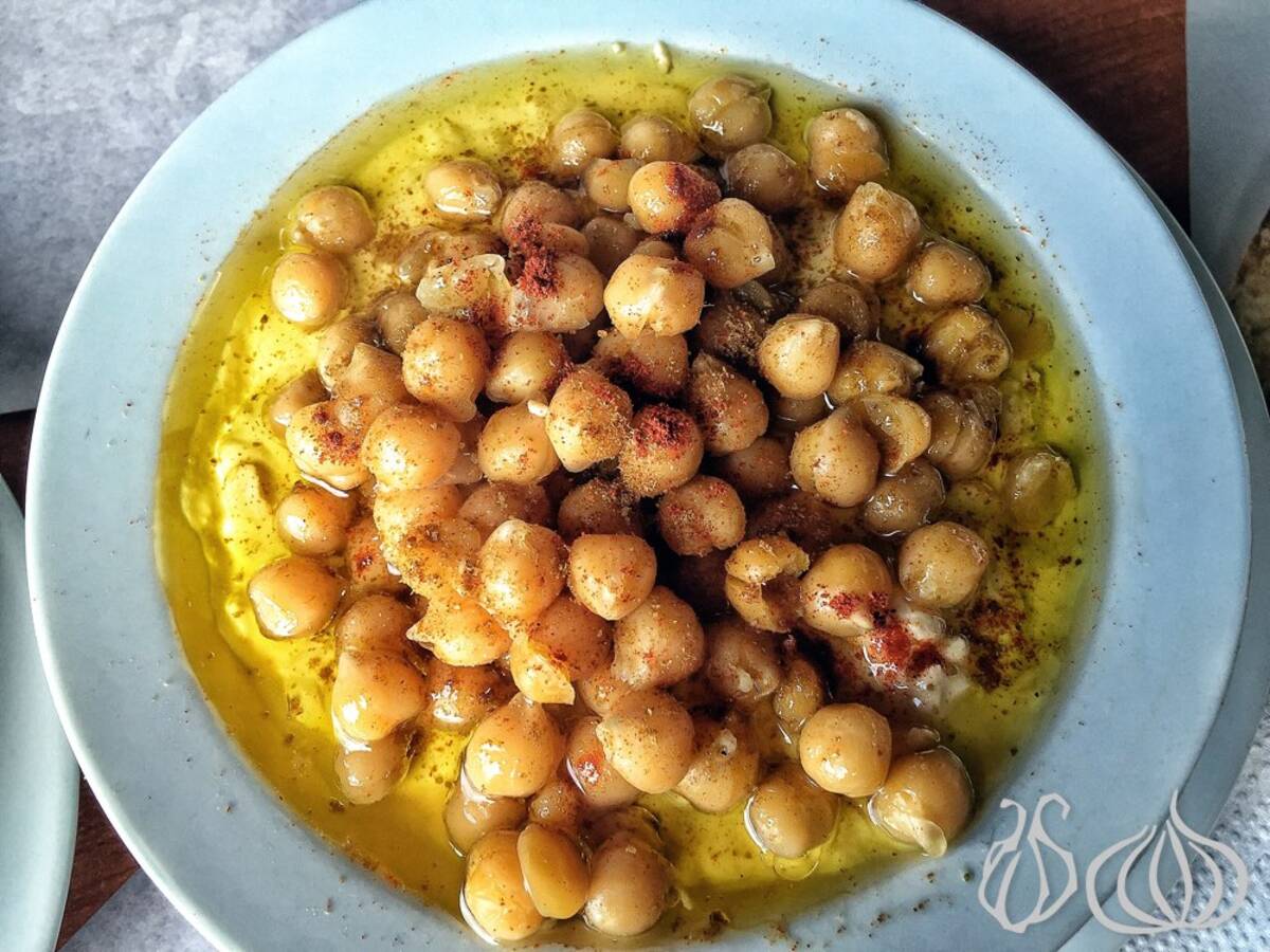 snack-fady-zekrit-foul-hummos-saj402015-03-04-05-59-40