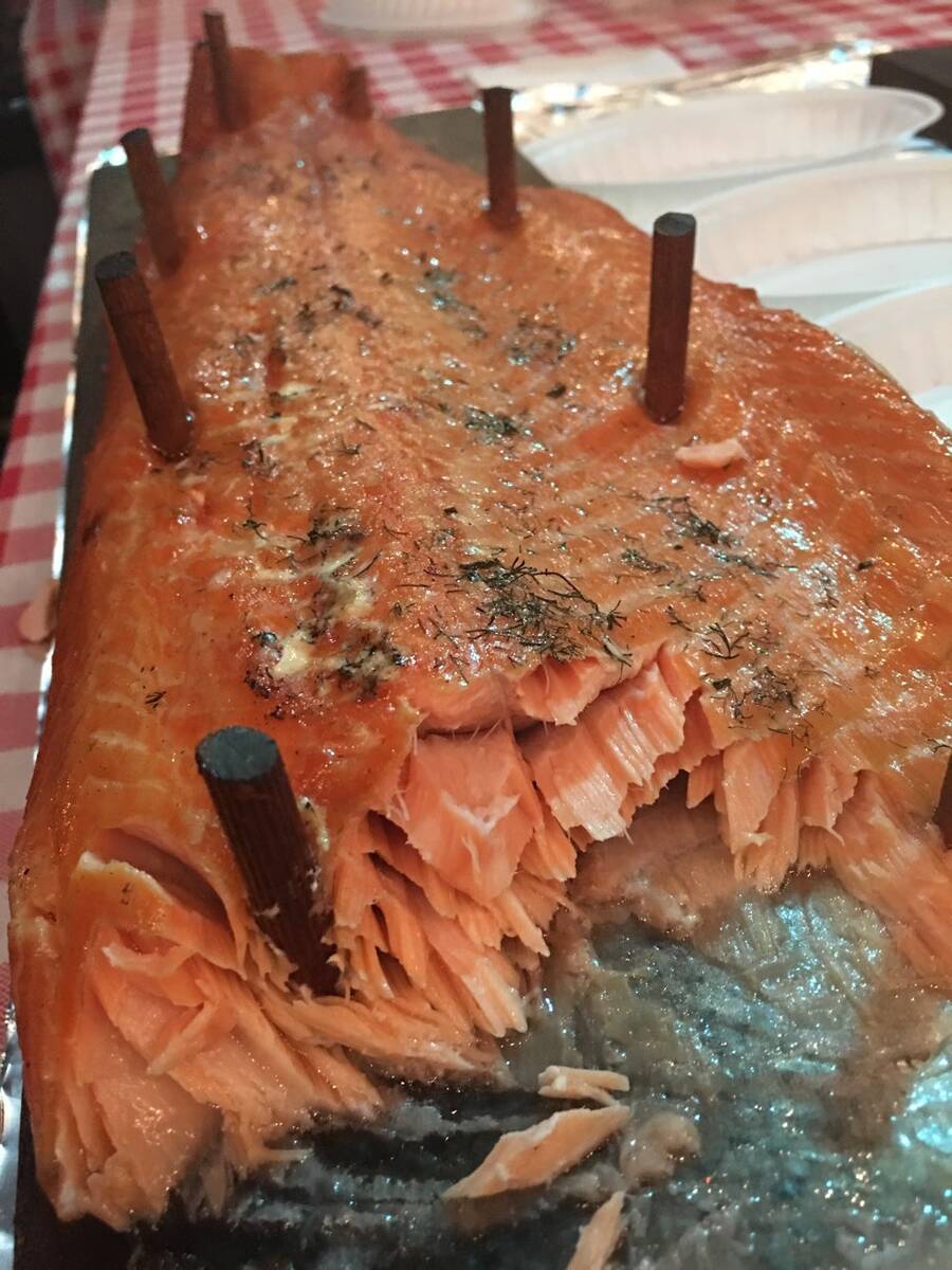 Salmon_Souk_el_Akel2