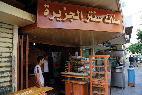 Mankouche_Beirut_Tour_NoGarlicNoOnions_Al_Jazira_Mazraa26