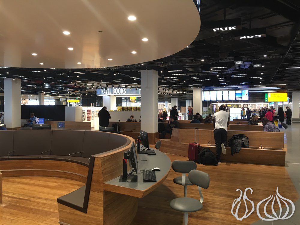 Schiphol Airport: The International Concourse :: NoGarlicNoOnions: Restaurant, Food, and Travel ...