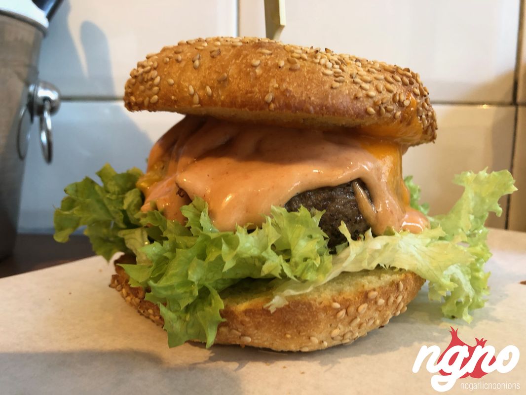lombardo-burger-amsterdam-nogarlicnoonions-62018-05-13-12-25-33