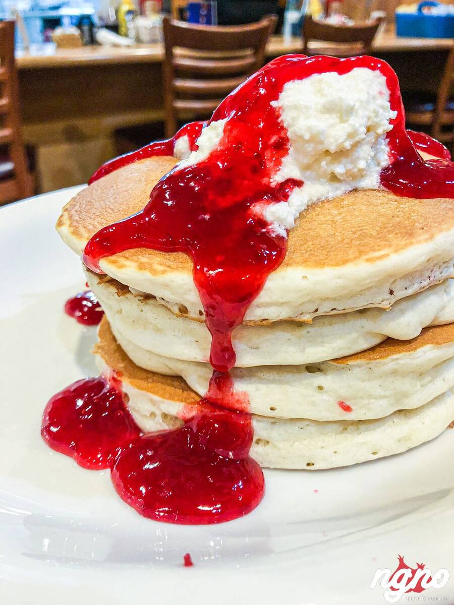 New York Cheesecake & Strawberry Banana Pancakes - Picture of IHOP, New York City - Tripadvisor