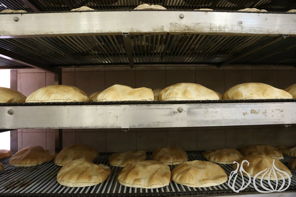 lebanese-khobez-bread-how-it-s-made122014-09-20-09-09-37