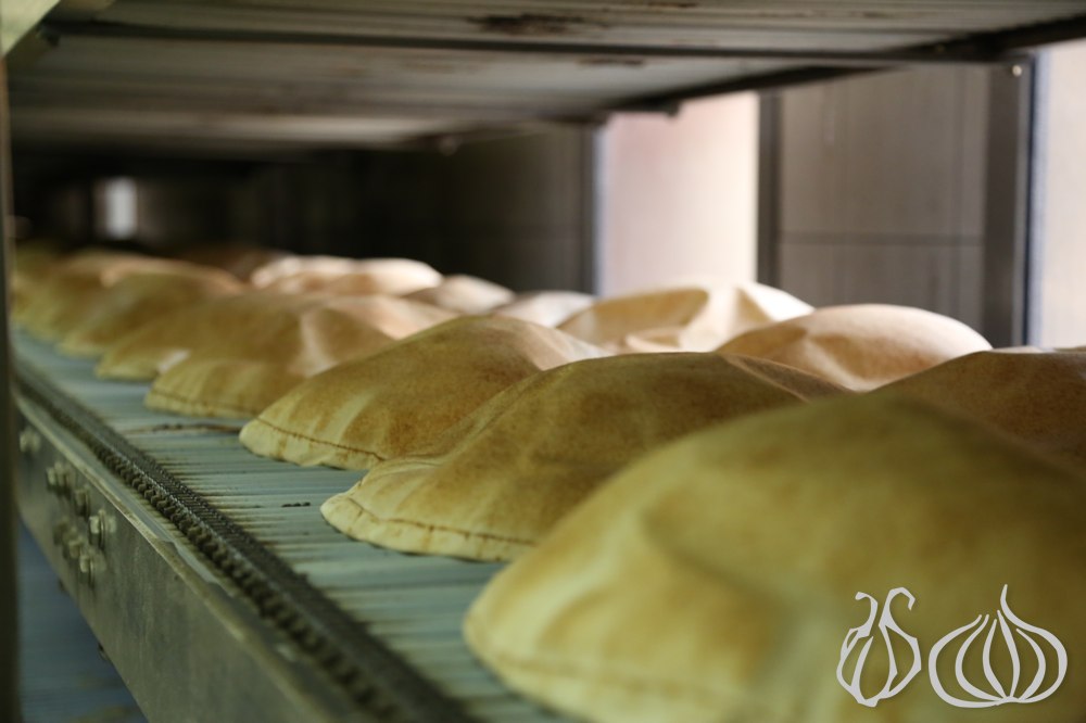 lebanese-khobez-bread-how-it-s-made232014-09-20-09-09-54