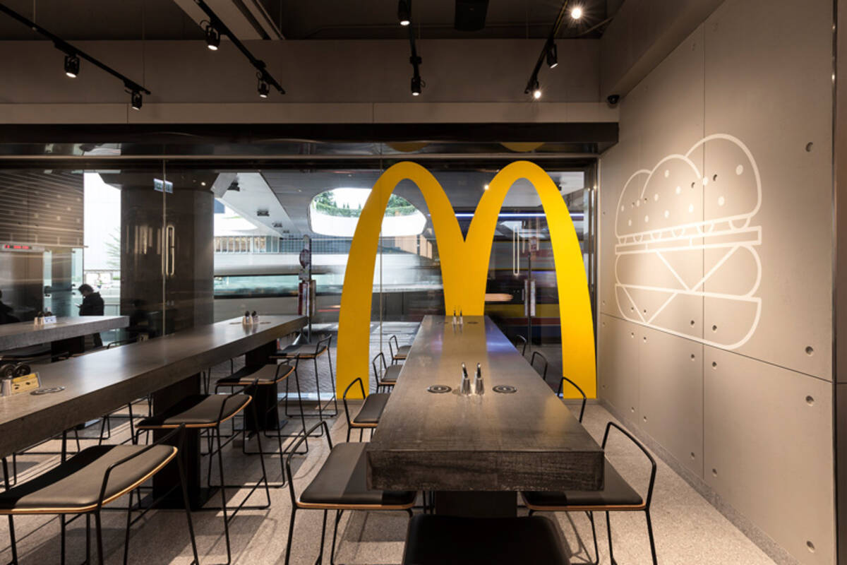 mcdonalds-hongkong_211215_03