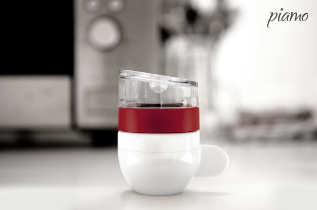 Piamo-Microwave-Espresso-Maker_