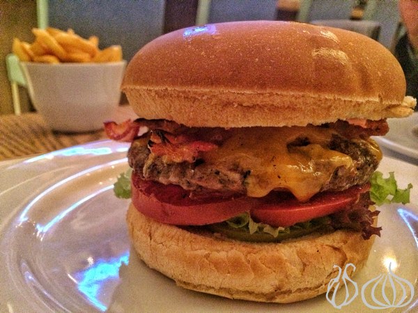 Frosty_Palace_Best_Burger_Beirut54
